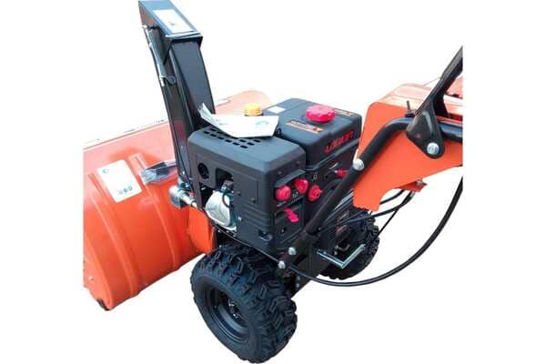 Снегоуборщик бензиновый TOR ST- 560 (Loncin) вид модели снегоуборщик бензиновый tor st- 560 (loncin)