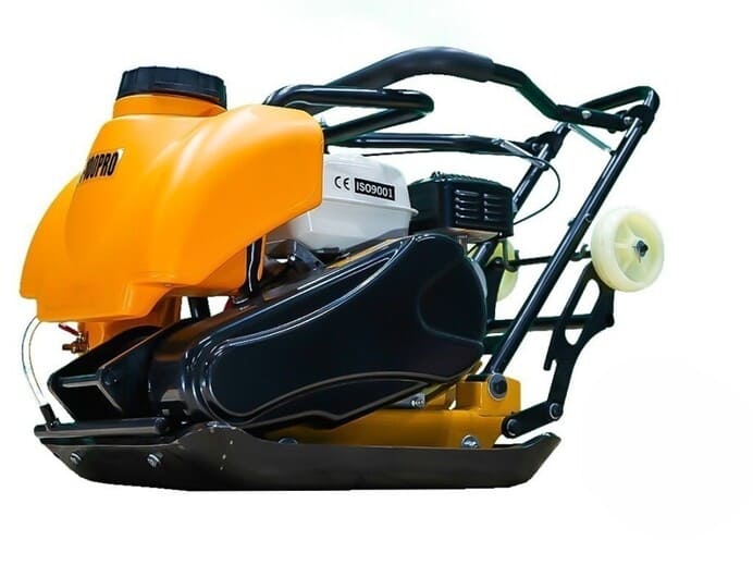 общий вид модели виброплита hamer m-100pro с двигателем honda