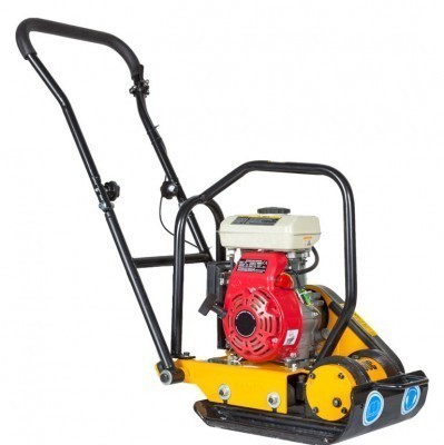 общий вид модели виброплита hamer x-60c с двигателем loncin