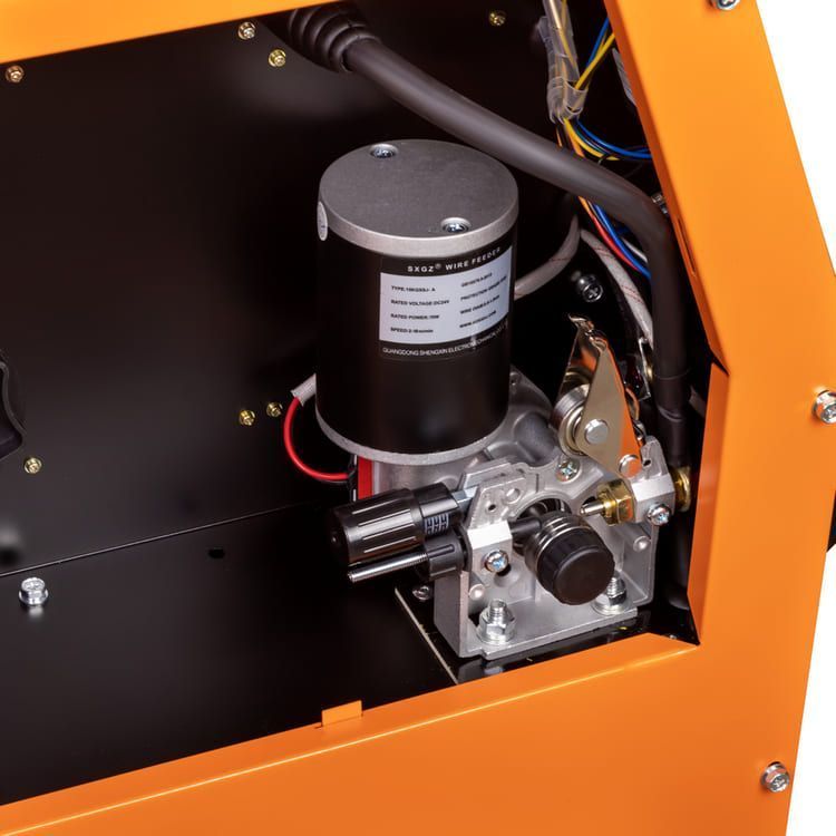 Сварочный полуавтомат Foxweld INVERMIG 301 PWE вид модели сварочный полуавтомат foxweld invermig 301 pwe