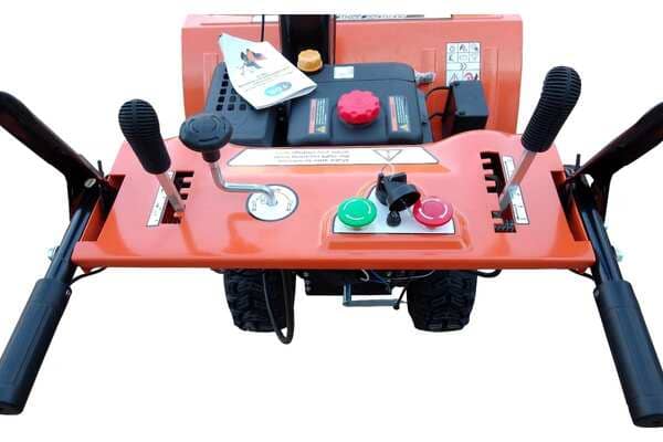 Снегоуборщик бензиновый TOR ST-710 (Loncin) вид модели снегоуборщик бензиновый tor st-710 (loncin)