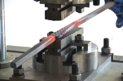 вид модели вертикальный пресс «ажур-7» pvh80(а-7)