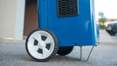 вид модели пуско-зарядное устройство hamer cd750